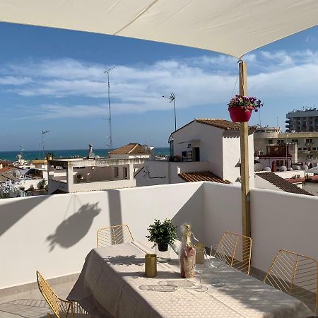 Appartamento Lujoso Duplex En La Playa Con Vistas Al Mar Torremolinos Esterno foto