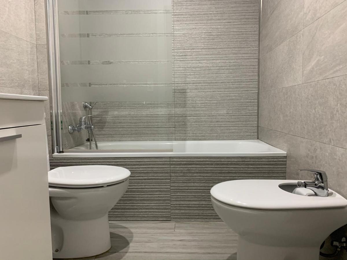 Appartamento Lujoso Duplex En La Playa Con Vistas Al Mar Torremolinos Esterno foto