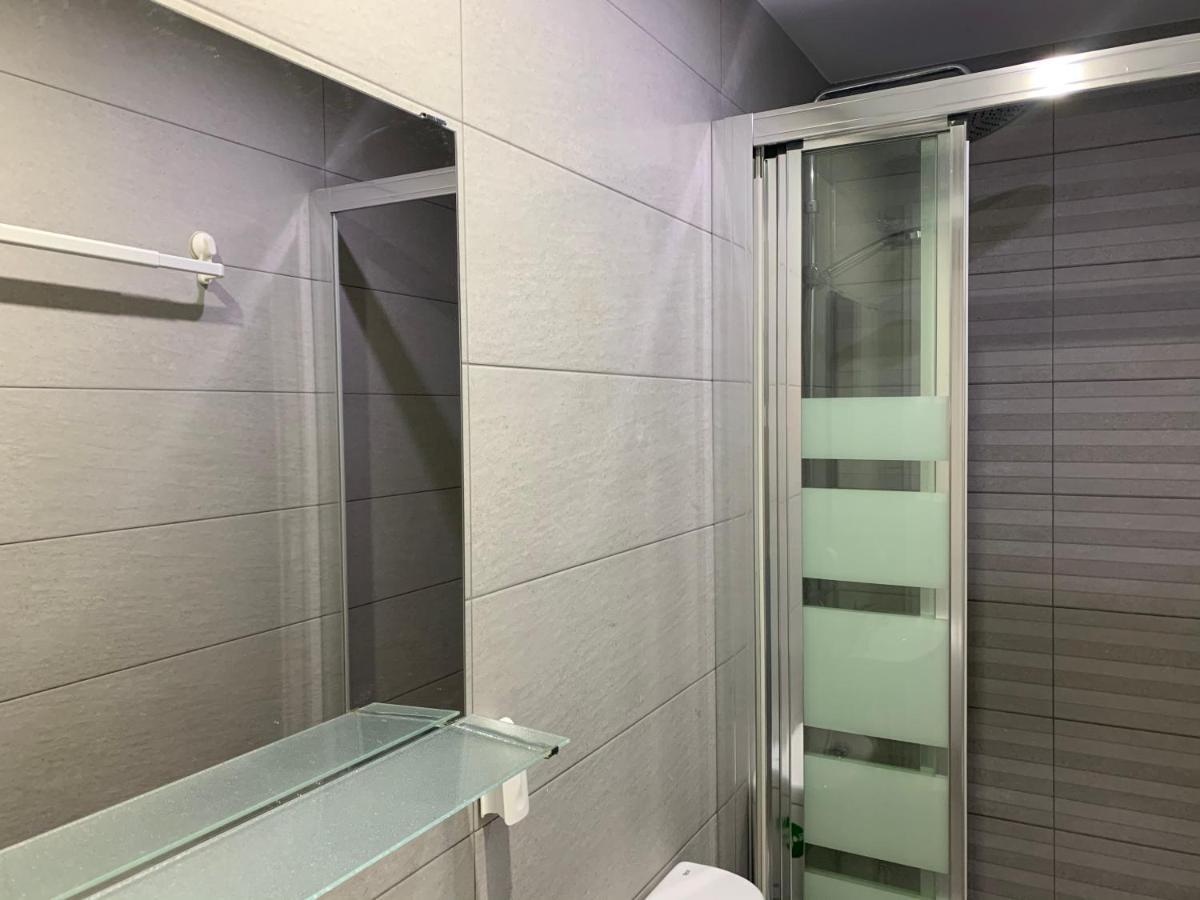 Appartamento Lujoso Duplex En La Playa Con Vistas Al Mar Torremolinos Esterno foto