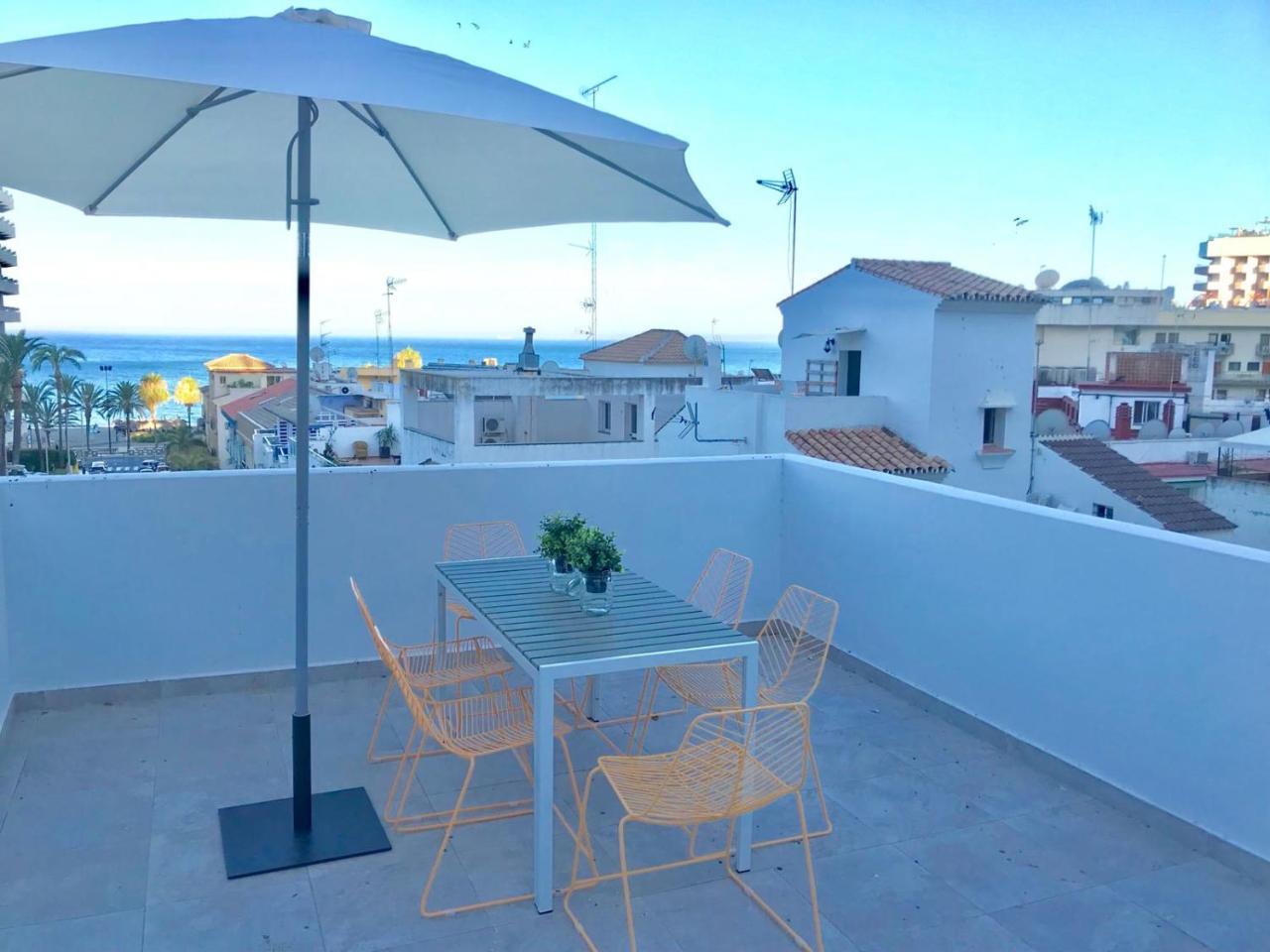 Appartamento Lujoso Duplex En La Playa Con Vistas Al Mar Torremolinos Esterno foto