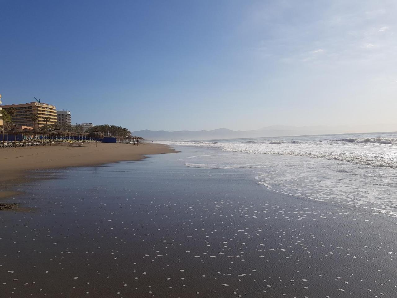 Appartamento Lujoso Duplex En La Playa Con Vistas Al Mar Torremolinos Esterno foto