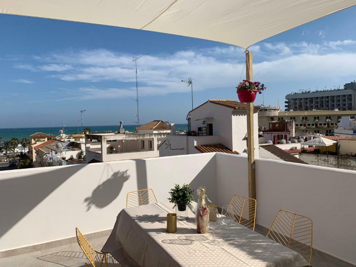 Appartamento Lujoso Duplex En La Playa Con Vistas Al Mar Torremolinos Esterno foto